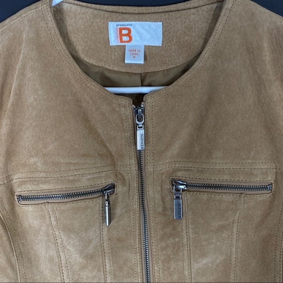 Bernardo collection tan leather suede zipper women’s jacket. Suede coat - Picture 4 of 11
